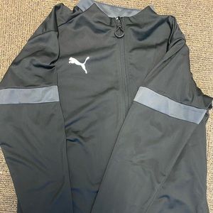 Full zip up athletic attire